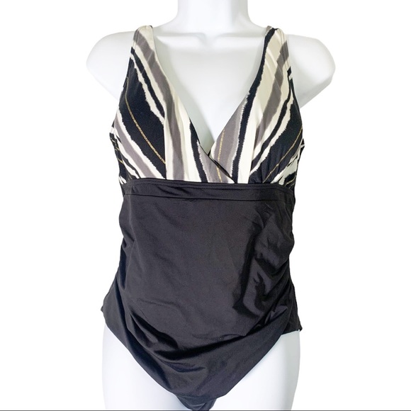 nip tuck Other - Nip Tuck 10 one piece swim suit  Body Shaping.